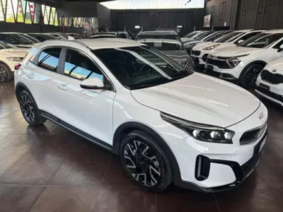 Kia XCeed 1.5 t-gdi mhev Style 140cv dct del 2024 usata a Pesaro