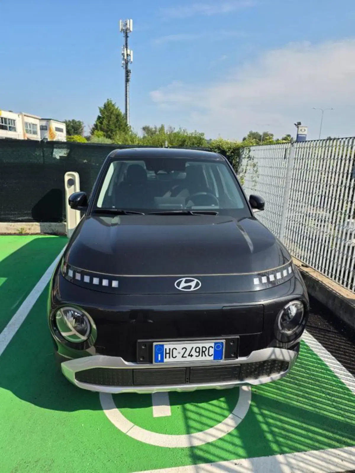 Hyundai Inster nuova a Pesaro-Urbino (2)