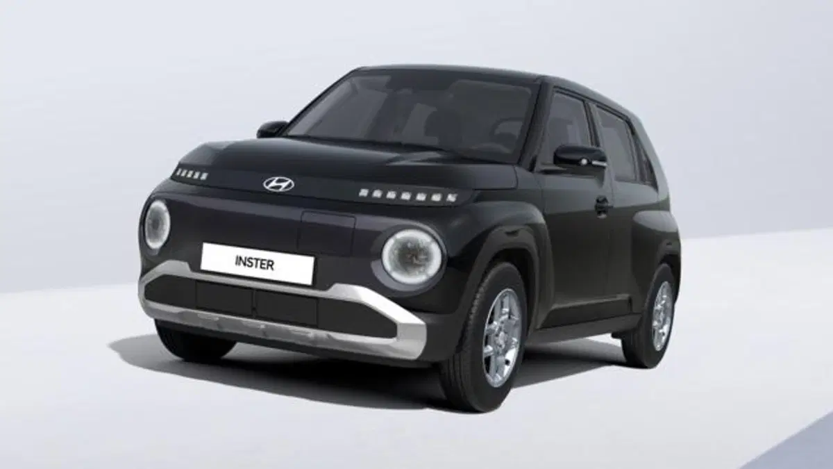 Hyundai Inster nuova a Pesaro-Urbino (6)