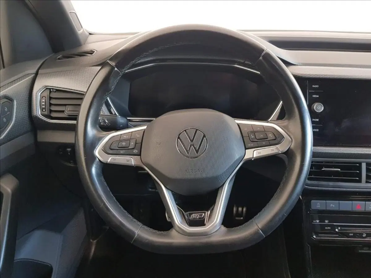 Volkswagen T-Cross usata a Lucca (14)