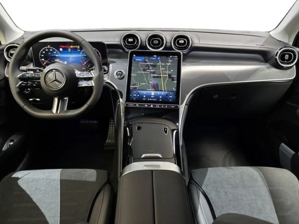 Mercedes-Benz GLC Coupé nuova a Bologna (13)