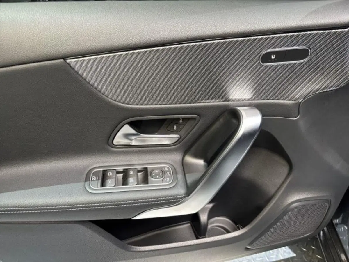 Mercedes-Benz Classe A nuova a Bologna (10)