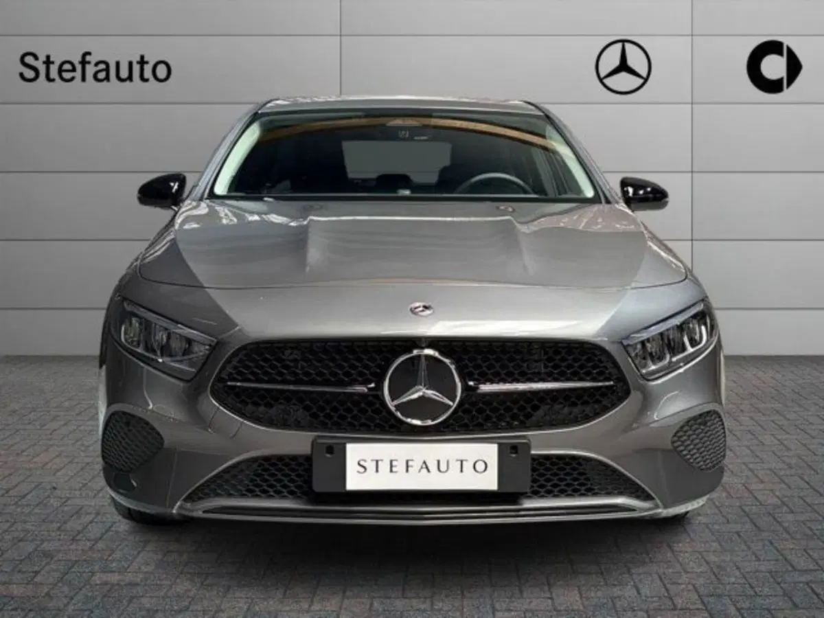 Mercedes-Benz Classe A nuova a Bologna (4)