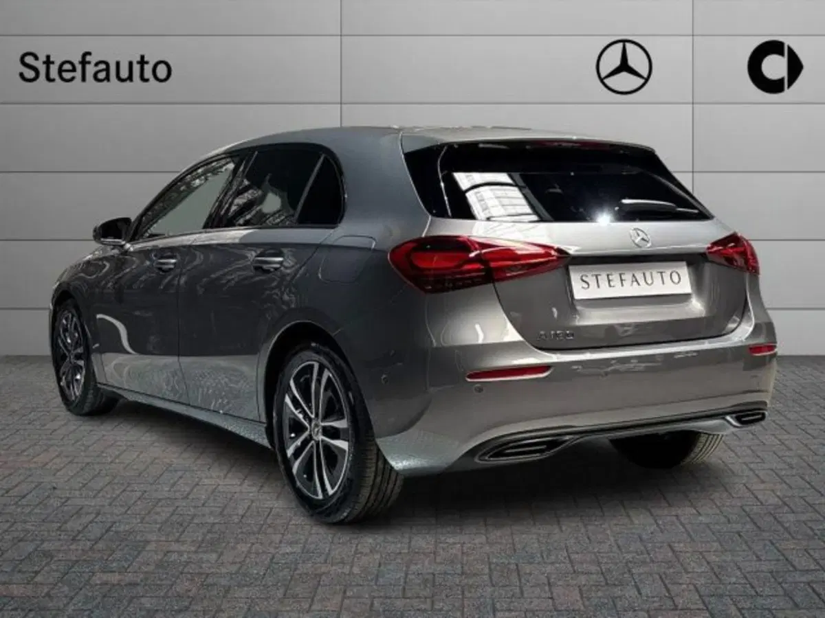 Mercedes-Benz Classe A nuova a Bologna (5)