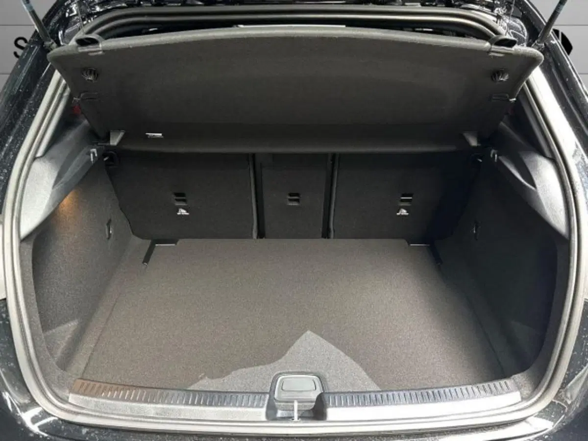 Mercedes-Benz Classe A nuova a Bologna (7)