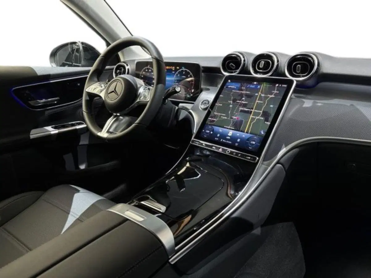 Mercedes-Benz GLC Coupé nuova a Bologna (15)