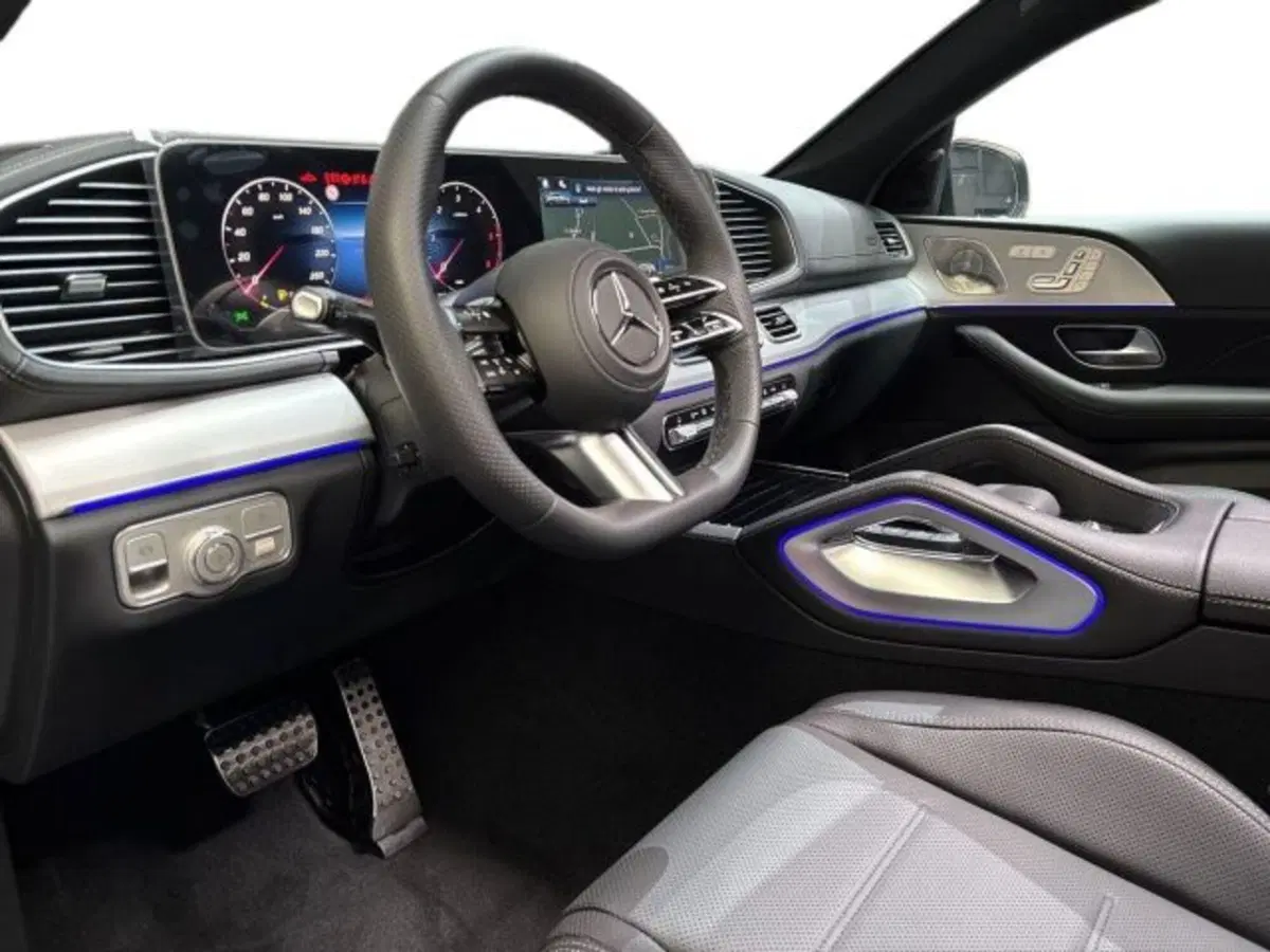 Mercedes-Benz GLE SUV nuova a Bologna (11)