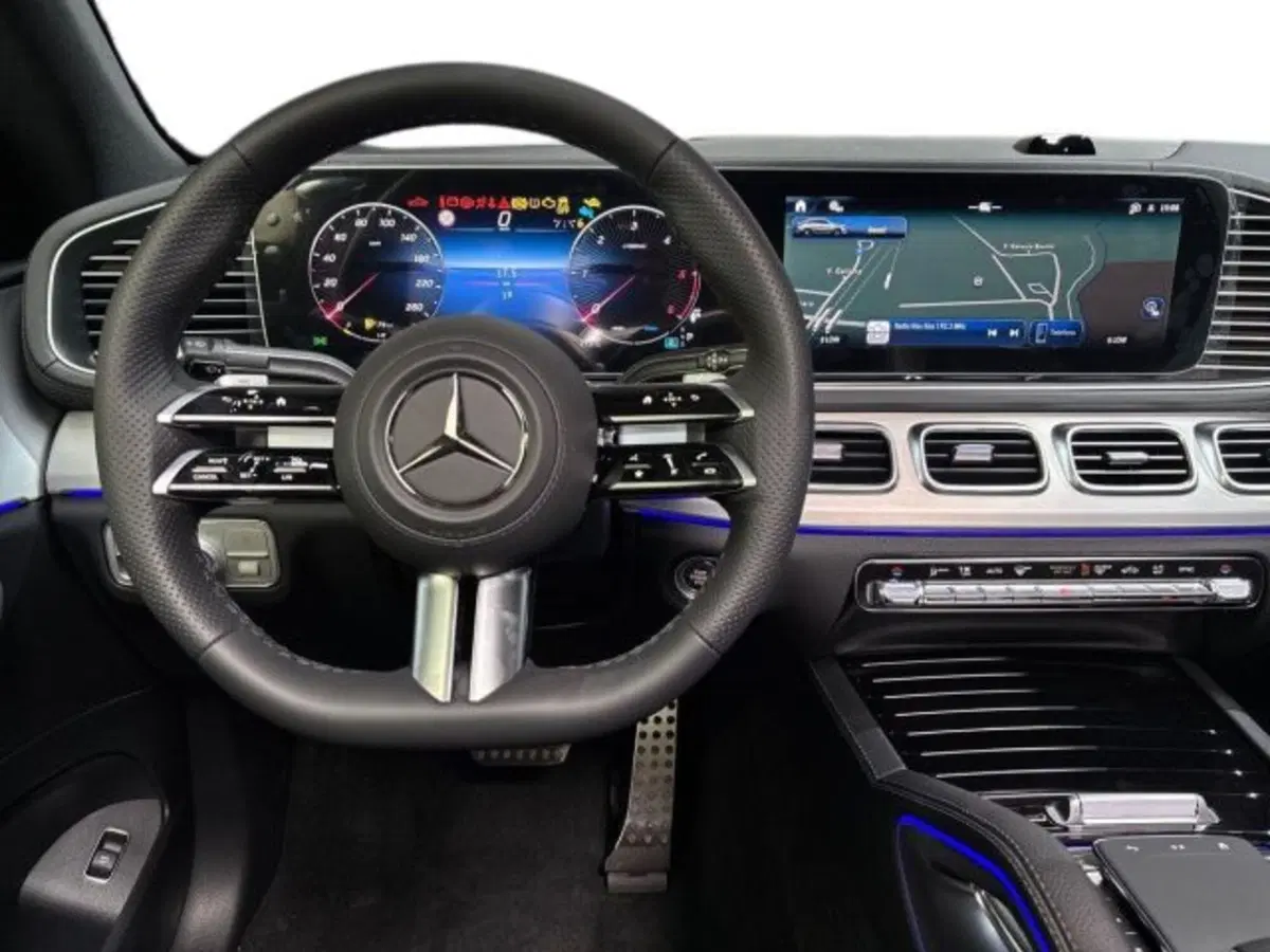 Mercedes-Benz GLE SUV nuova a Bologna (14)
