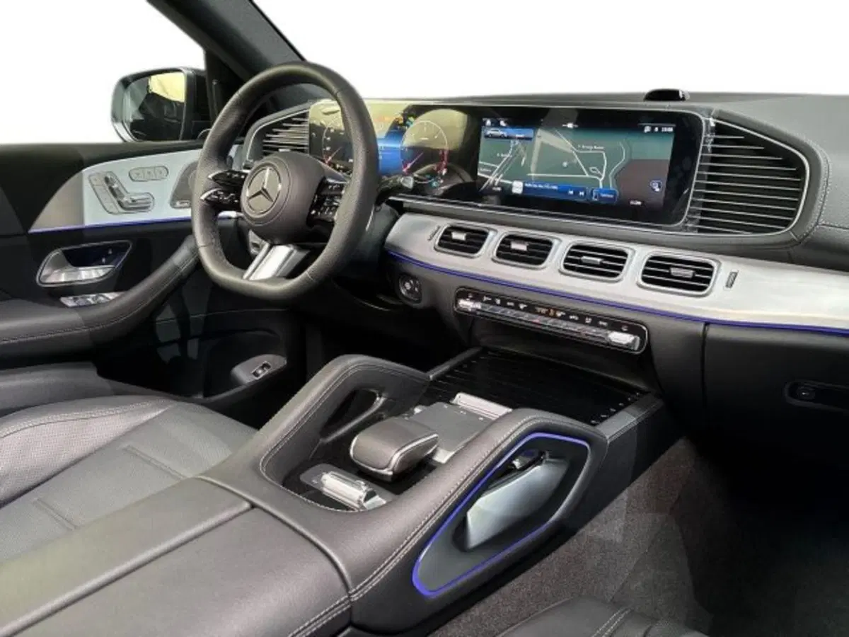 Mercedes-Benz GLE SUV nuova a Bologna (15)