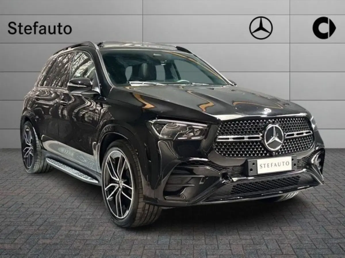 Mercedes-Benz EQB nuova a Bologna