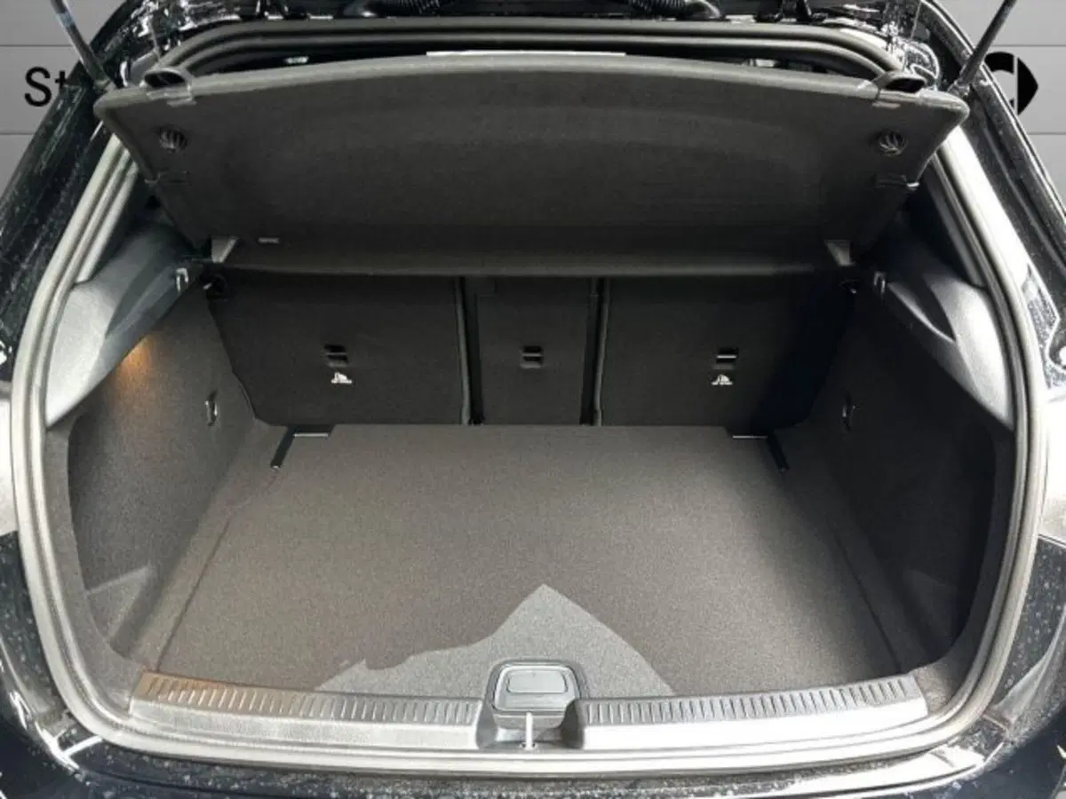 Mercedes-Benz Classe A nuova a Bologna (7)