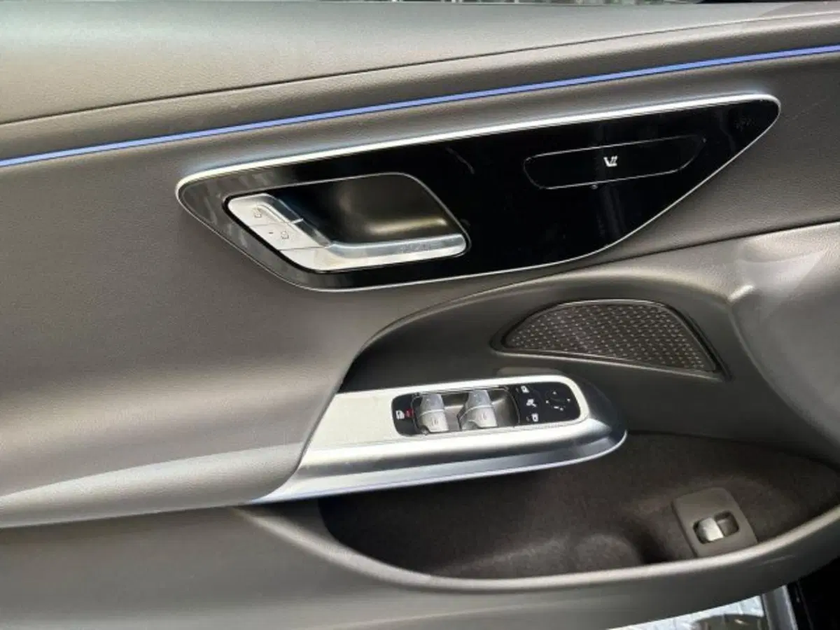 Mercedes-Benz Classe E Station Wagon nuova a Bologna (10)