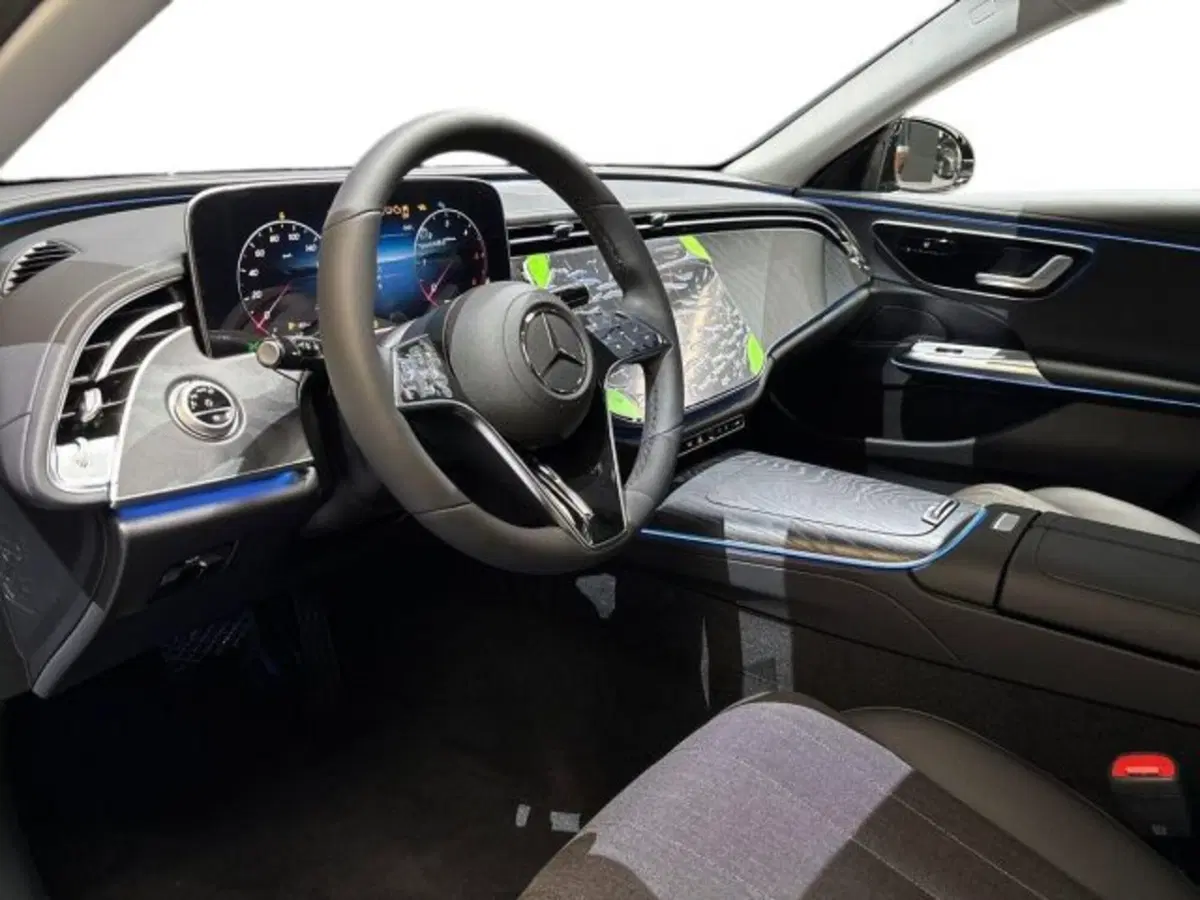 Mercedes-Benz Classe E Station Wagon nuova a Bologna (11)