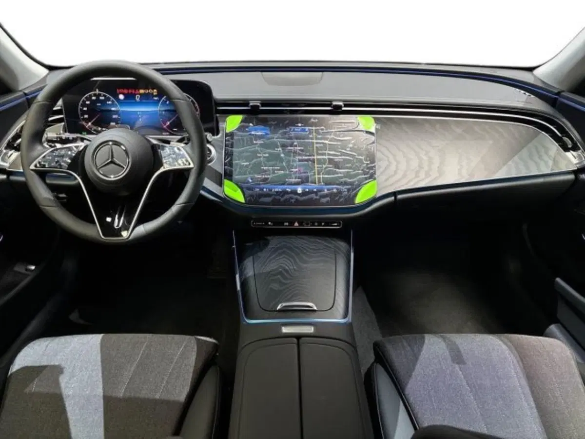 Mercedes-Benz Classe E Station Wagon nuova a Bologna (13)