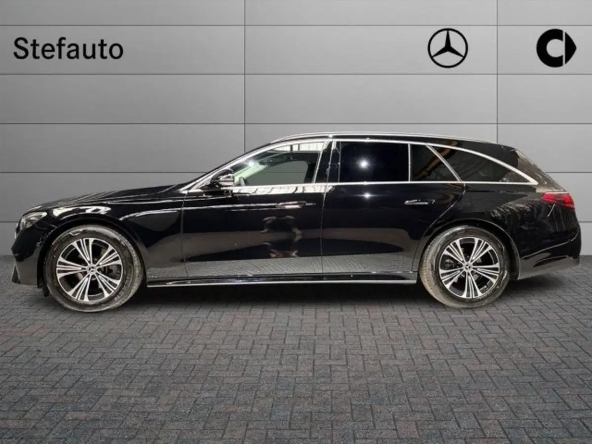 Mercedes-Benz Classe E Station Wagon nuova a Bologna (3)