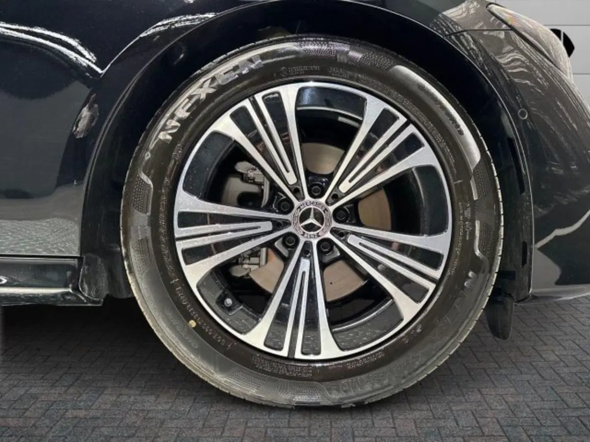 Mercedes-Benz Classe E Station Wagon nuova a Bologna (8)