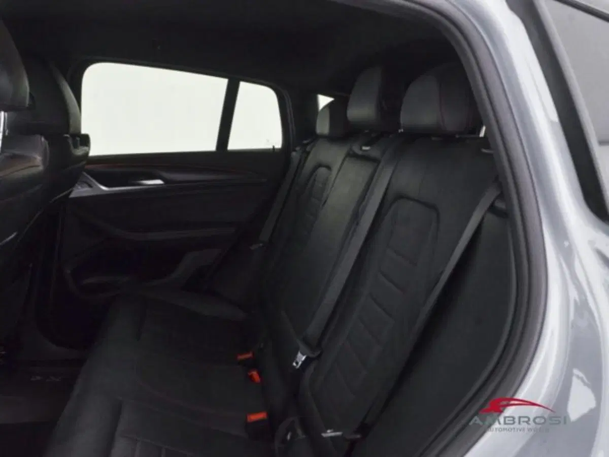 BMW X4 usata a Perugia (10)