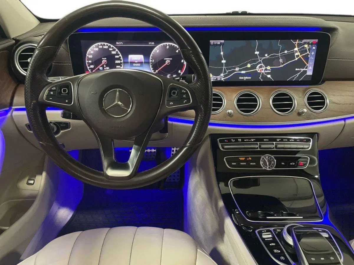 Mercedes-Benz Classe E Station Wagon usata a Macerata (11)