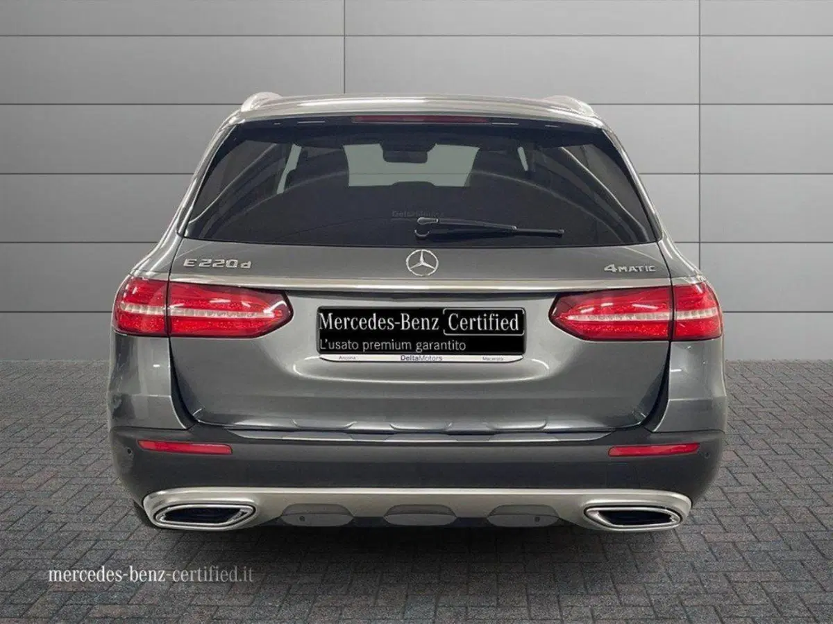 Mercedes-Benz Classe E Station Wagon usata a Macerata (4)