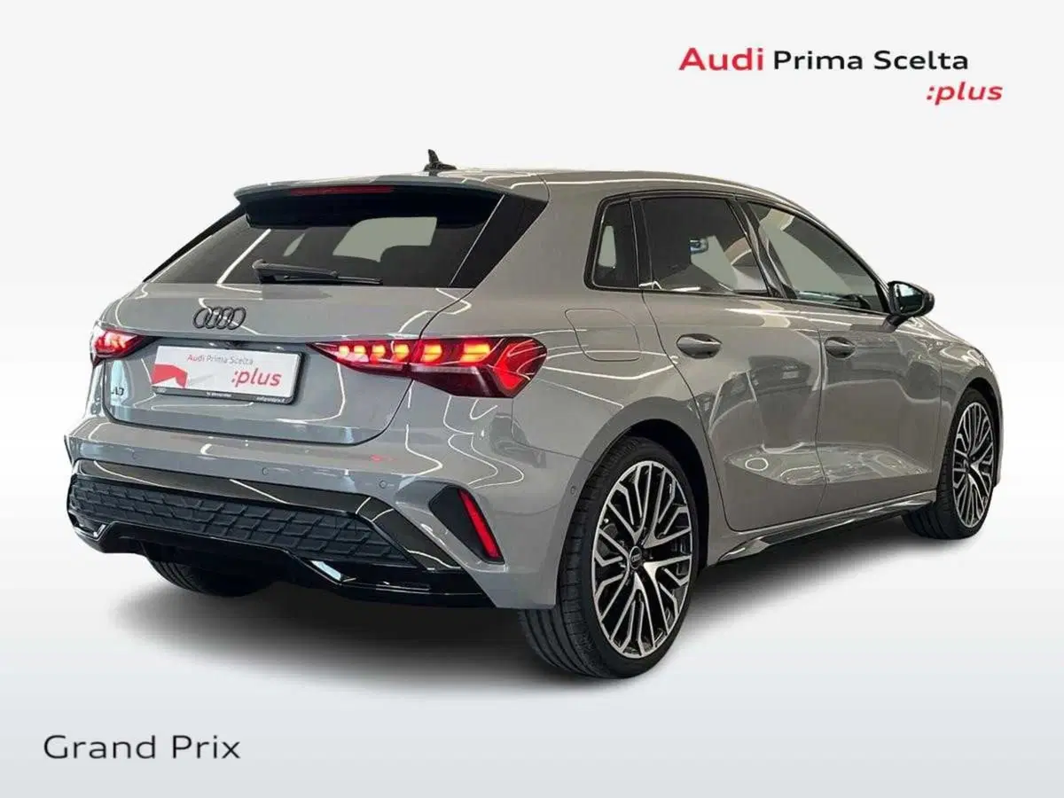 Audi A3 Sportback nuova a Ferrara (2)