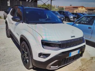 Jeep Avenger 1.2 turbo e-hybrid mhev Overland 4xe 145cv edct6 del 2025 usata a Cesena