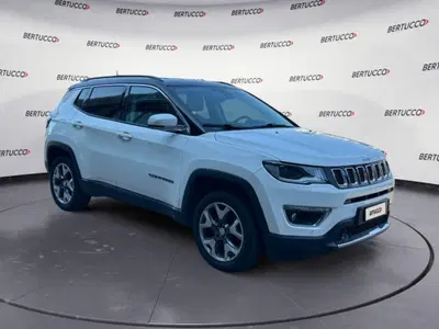 Jeep Compass 1.4 MultiAir 170 CV aut. 4WD Limited del 2018 usata a Verona