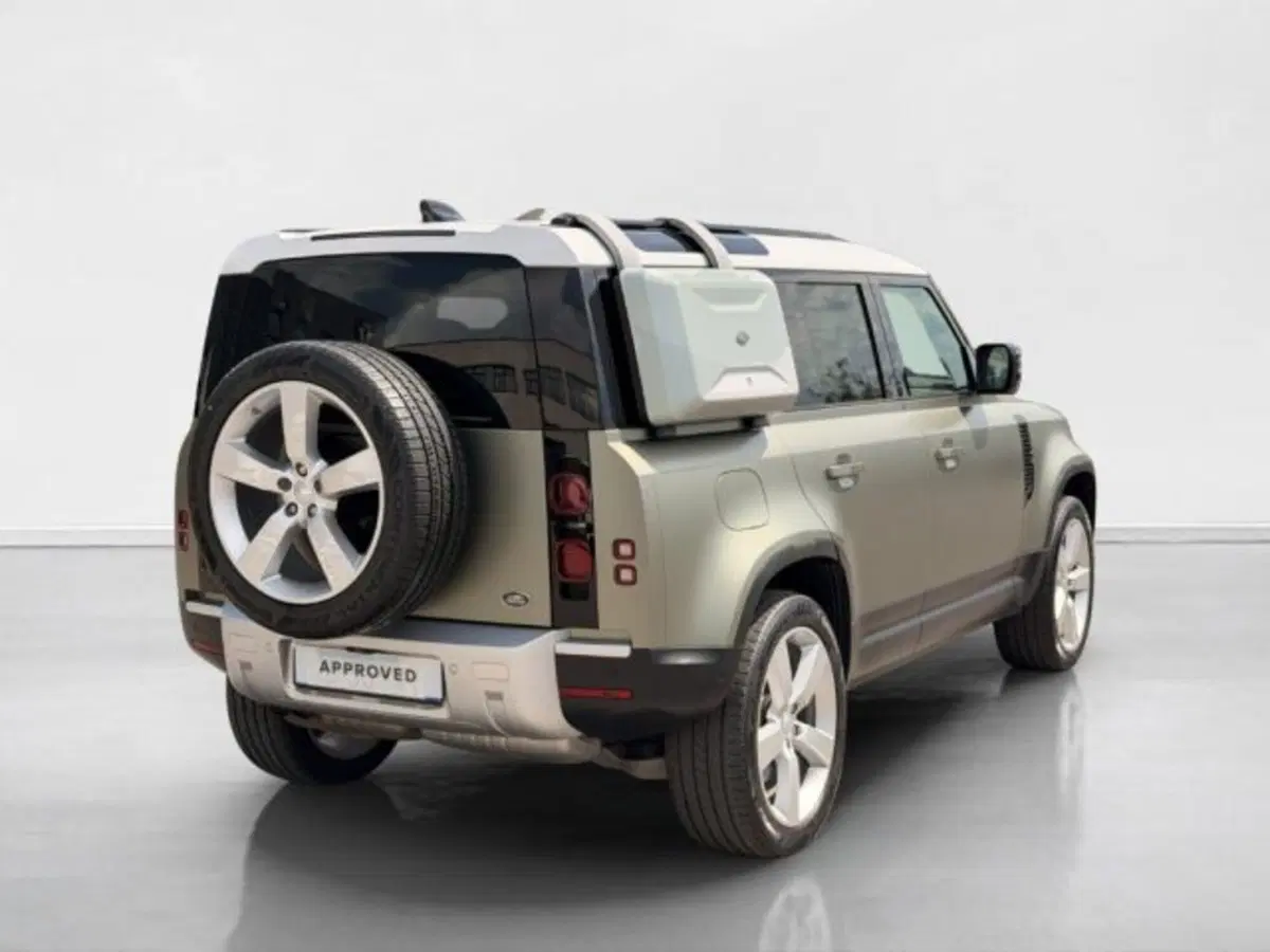 Land Rover Defender usata a Siena (2)