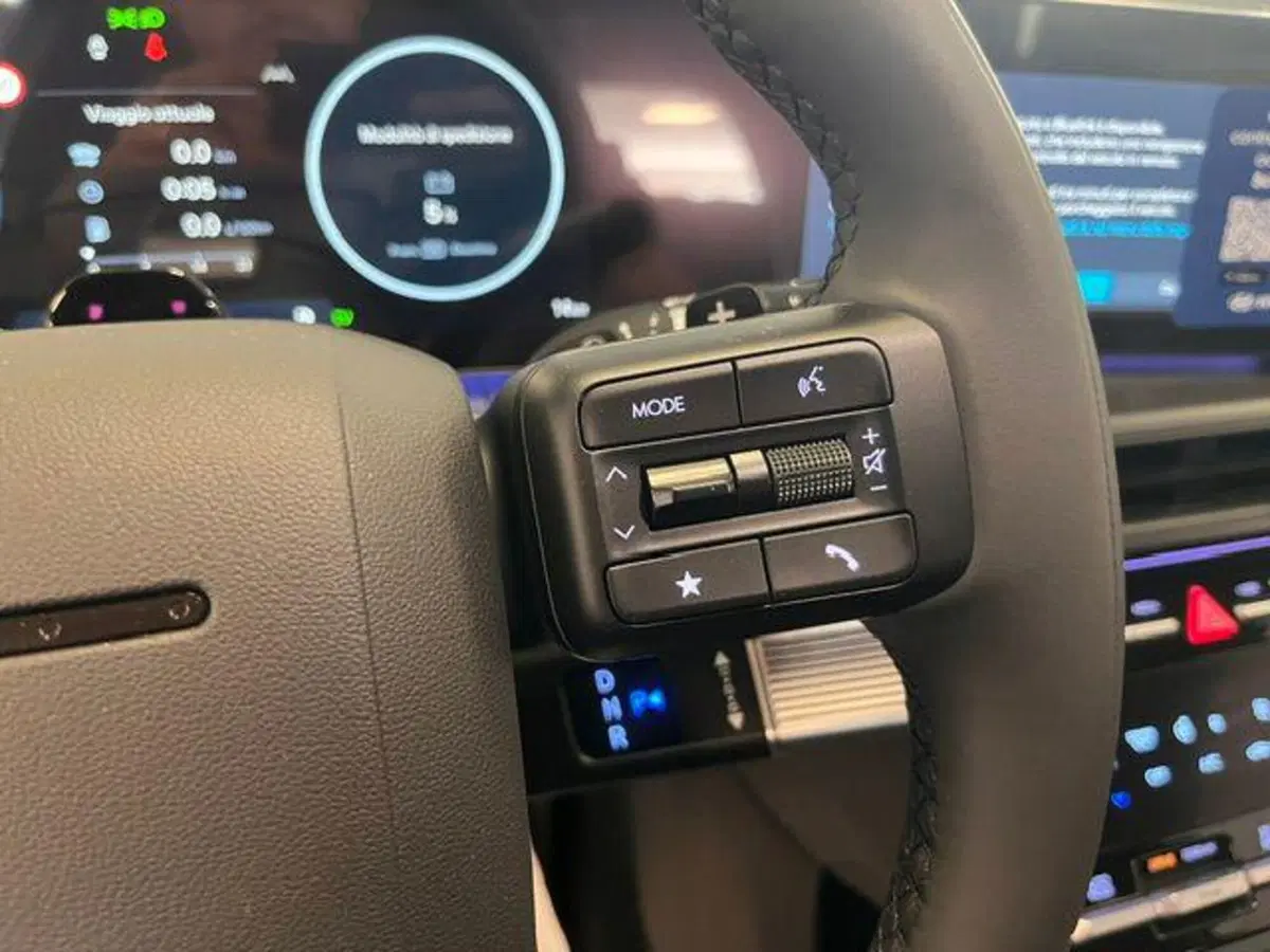 Hyundai Santa Fe nuova a Verbano Cusio Ossola (18)