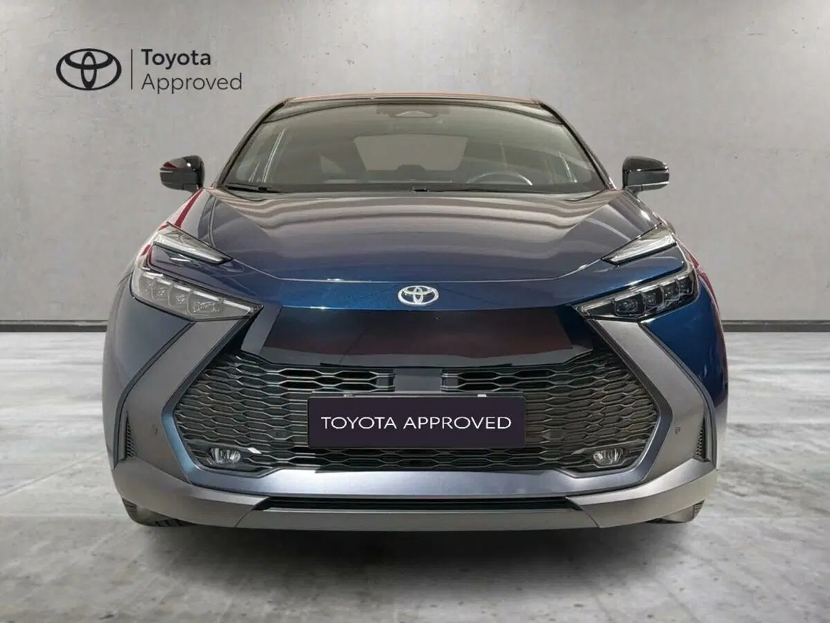Toyota Toyota C-HR usata a Lecco (13)