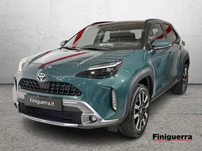 Toyota Yaris Cross Lounge fwd 130cv e-cvt nuova a Civate