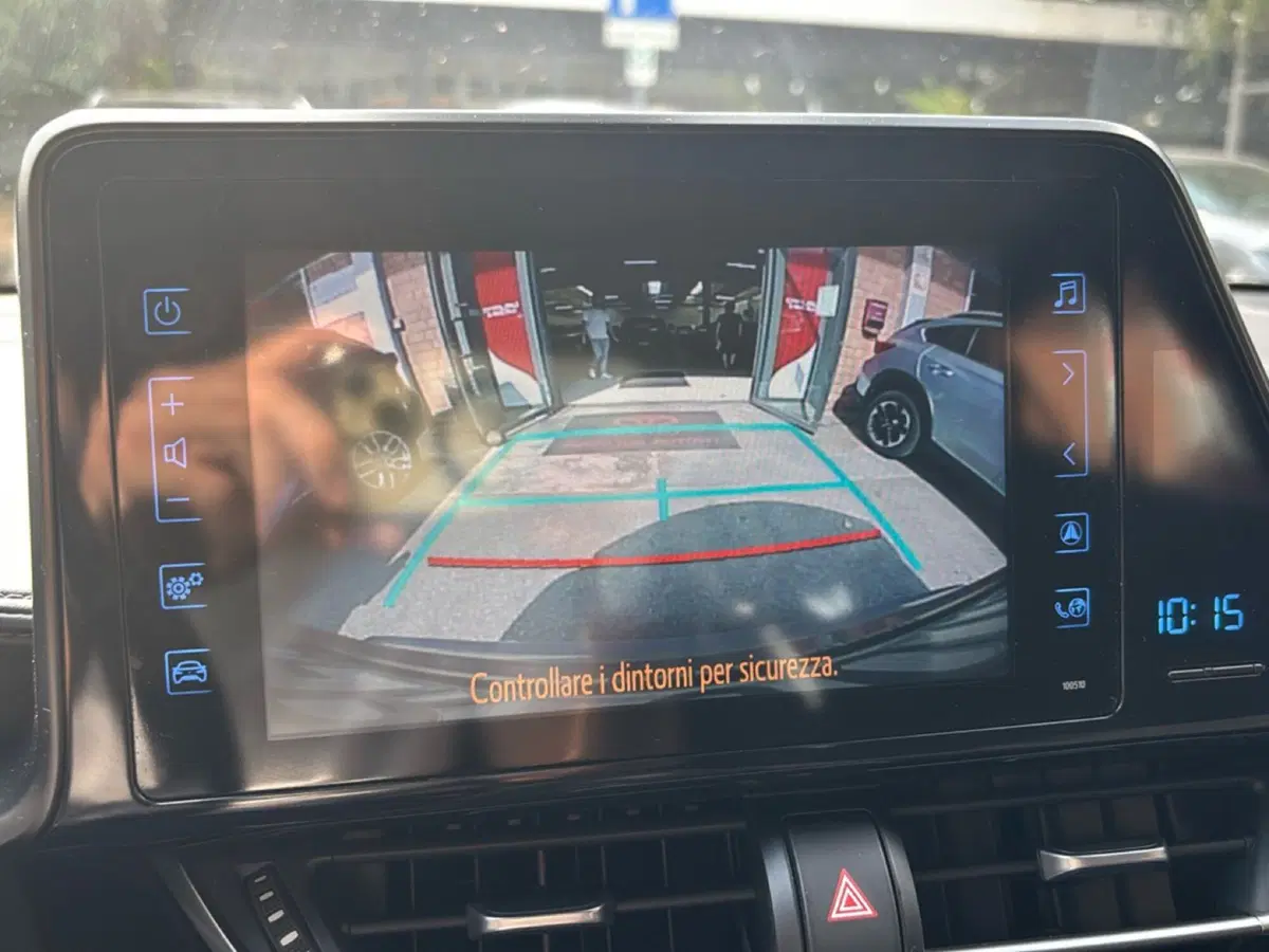 Toyota Toyota C-HR usata a Bologna (10)