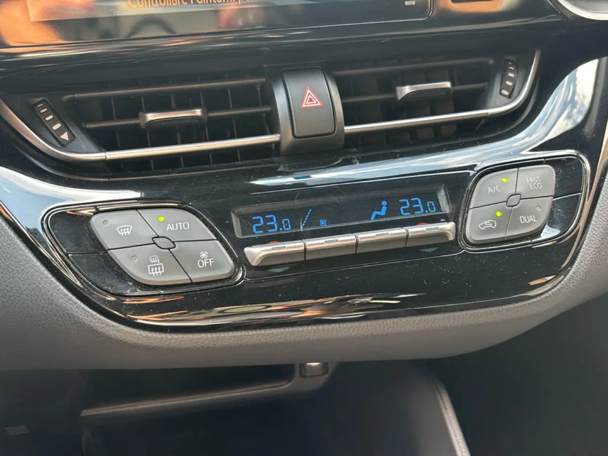 Toyota Toyota C-HR usata a Bologna (11)