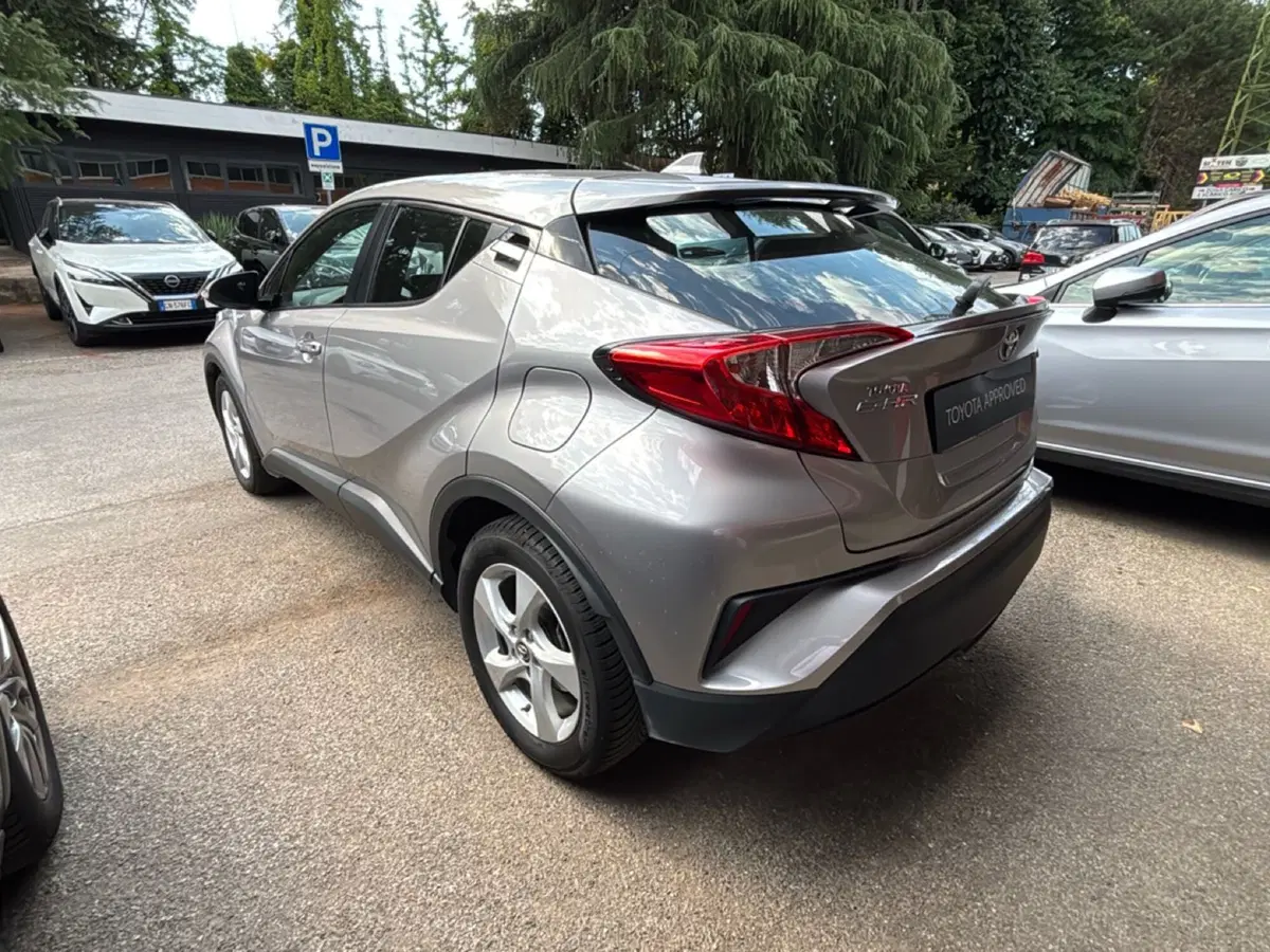 Toyota Toyota C-HR usata a Bologna (3)