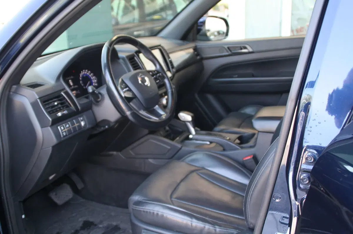 Ssangyong Rexton usata a Pordenone (7)