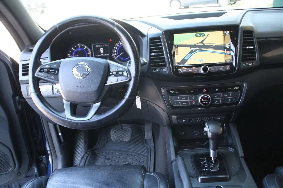 Ssangyong Rexton usata a Pordenone (8)