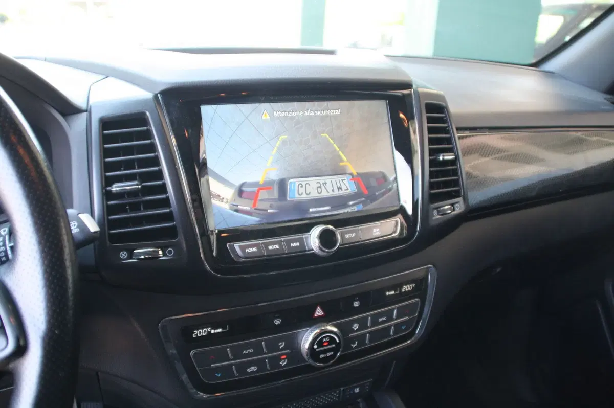 Ssangyong Rexton usata a Pordenone (9)