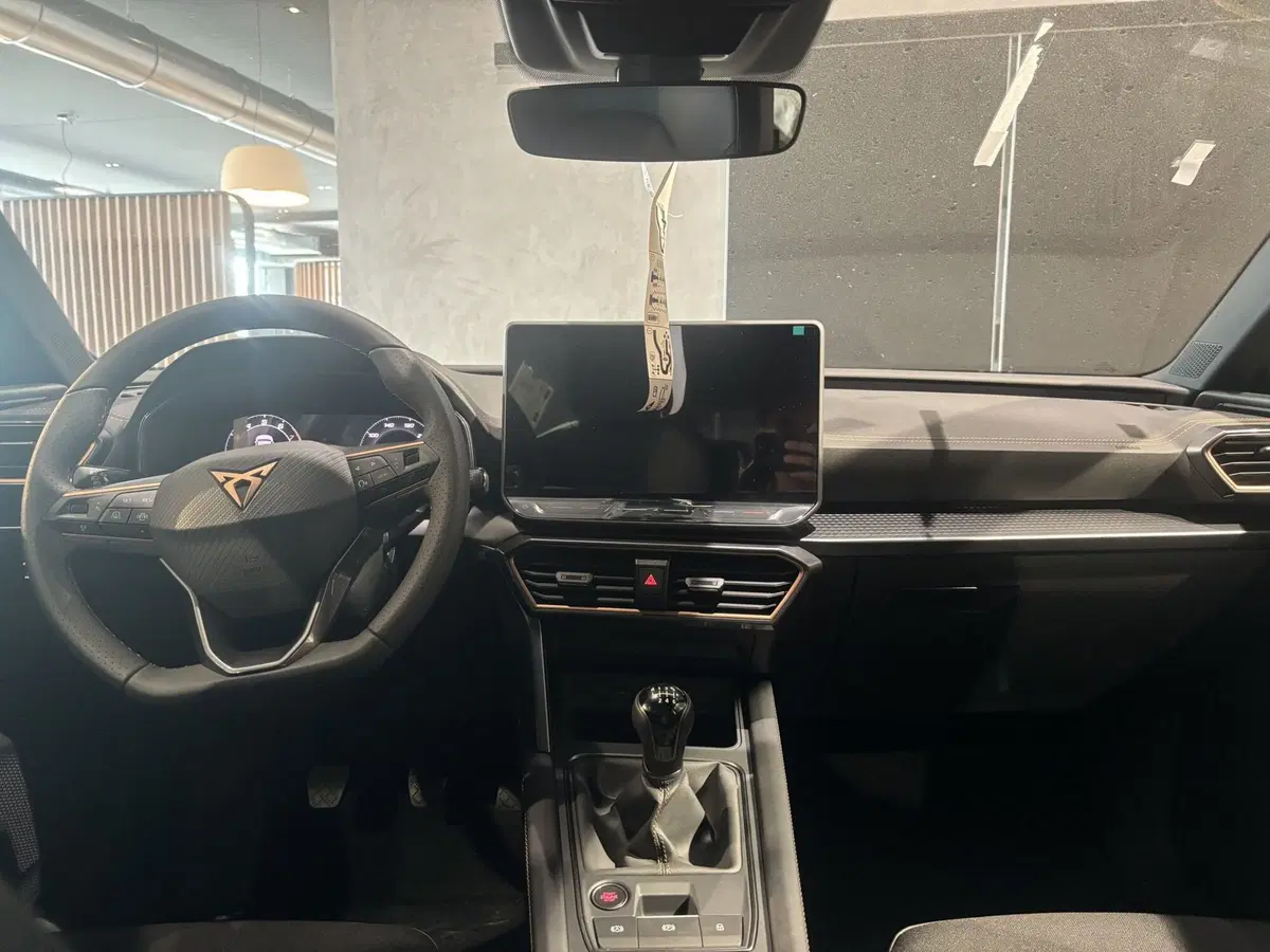 Cupra Leon nuova a Ferrara (14)