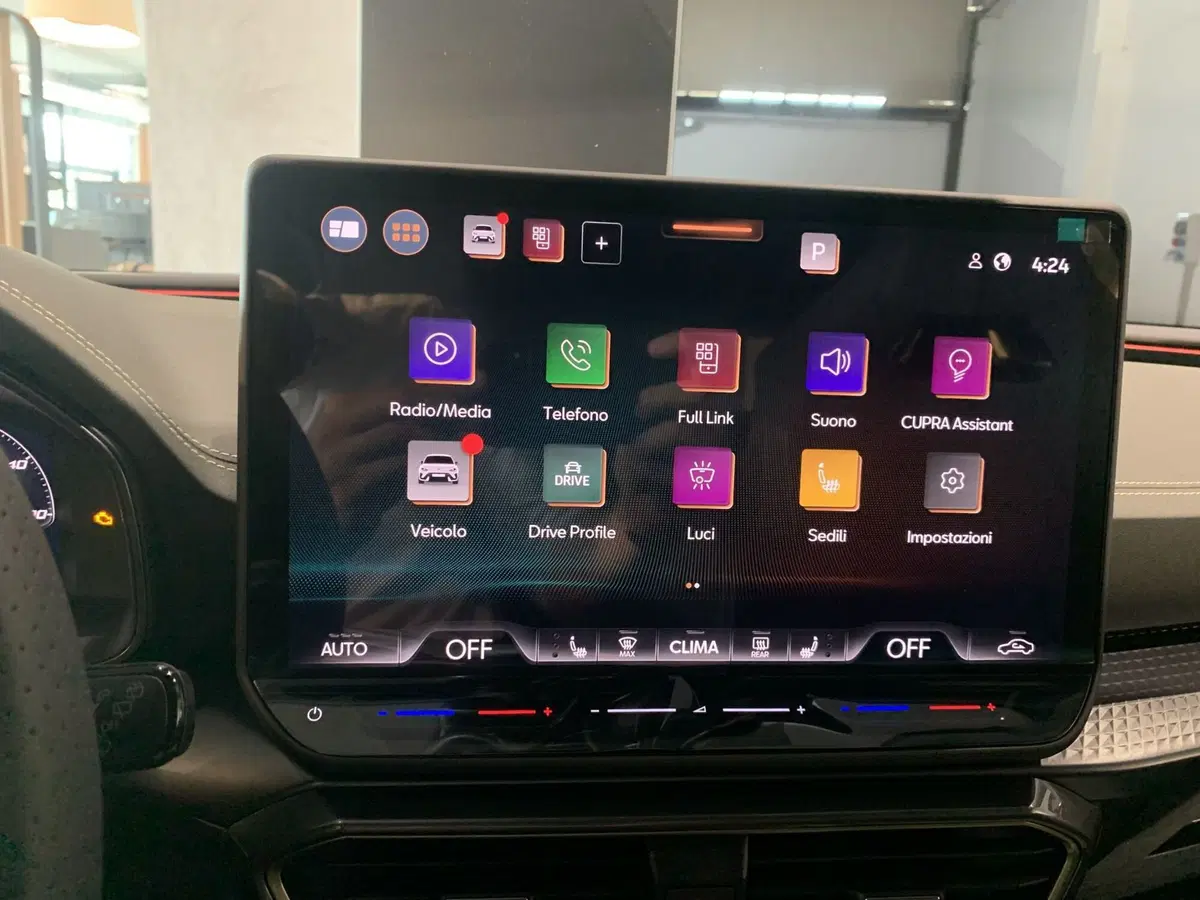 Cupra Leon nuova a Ferrara (17)