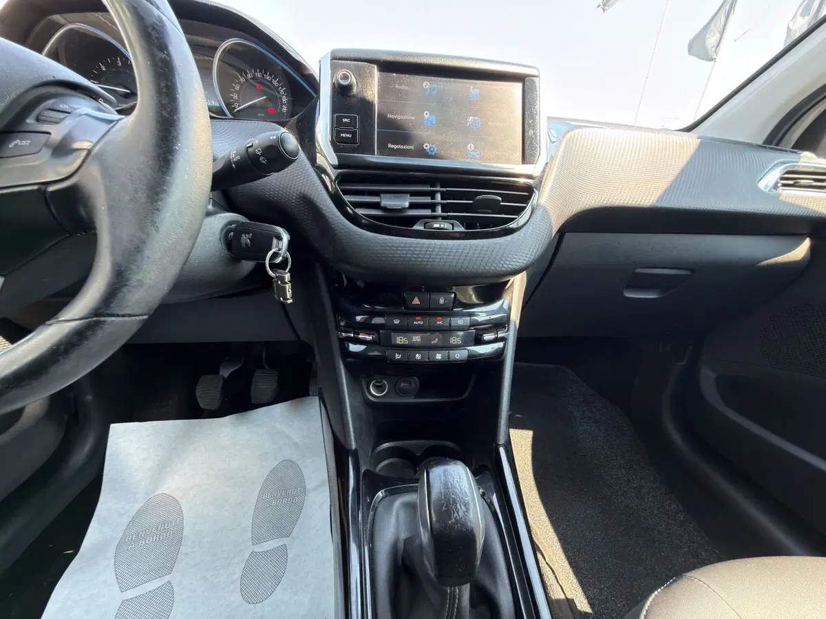 Peugeot 2008 usata a Cosenza (15)