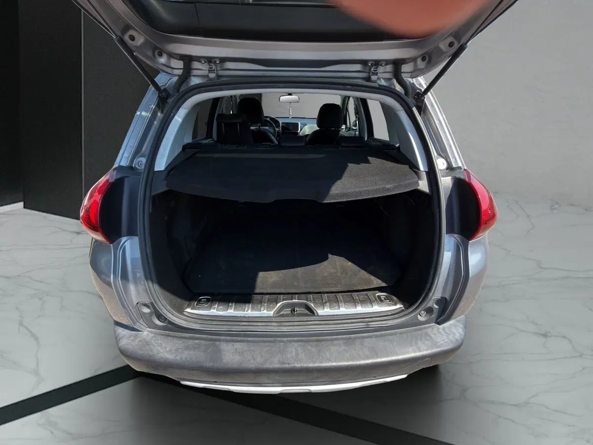 Peugeot 2008 usata a Cosenza (20)