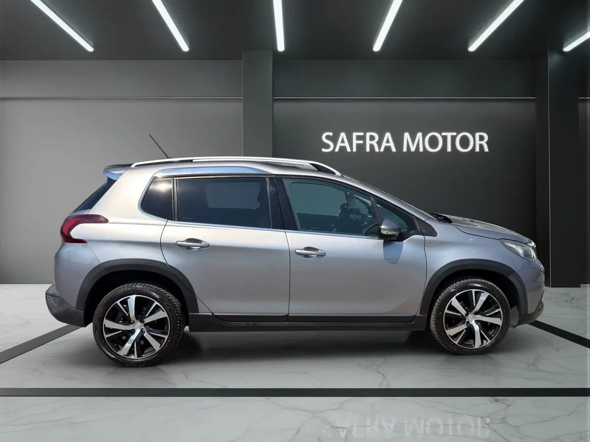 Peugeot 2008 usata a Cosenza (7)