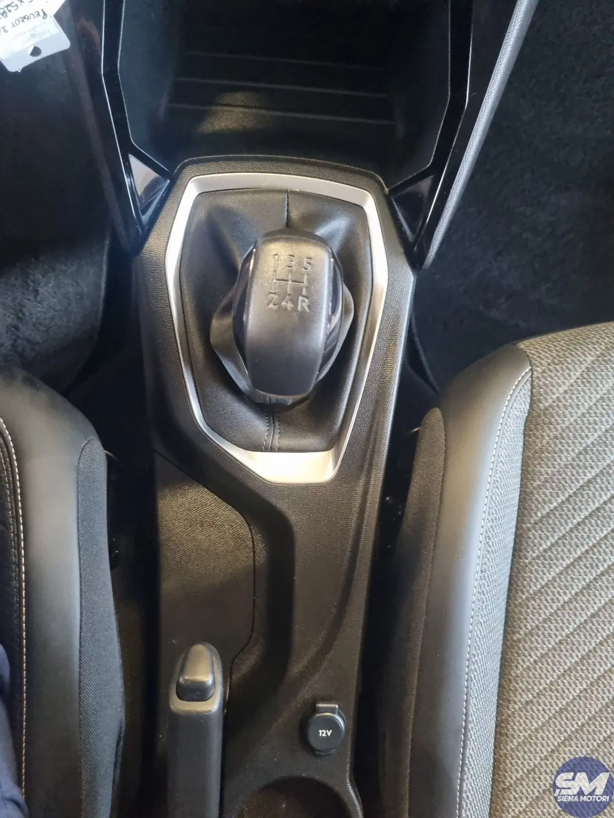 Peugeot 208 usata a Siena (13)