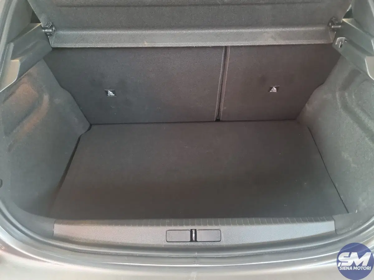 Peugeot 208 usata a Siena (18)