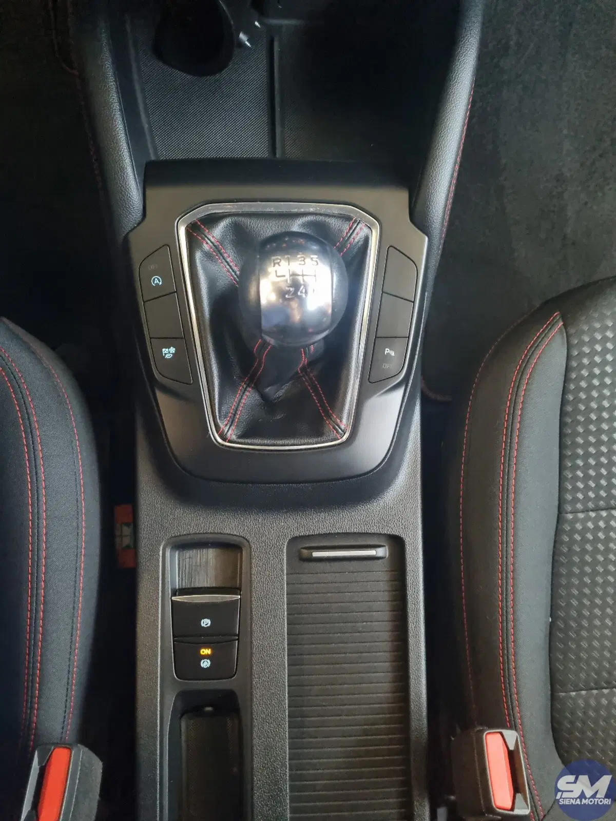 Ford Kuga usata a Siena (13)