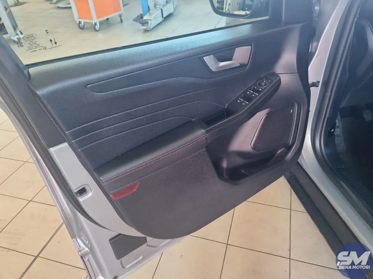 Ford Kuga usata a Siena (15)