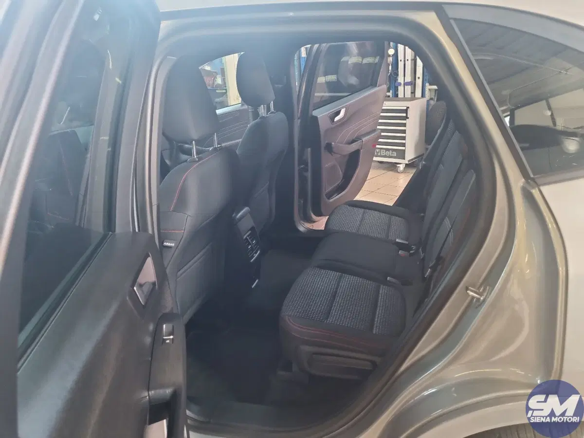 Ford Kuga usata a Siena (17)