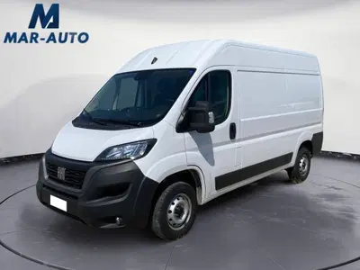 Fiat Ducato Furgone Vetrato 33 MH2 2.2 mjt3 140cv  serie 8 del 2023 usata a Castelfranco Veneto