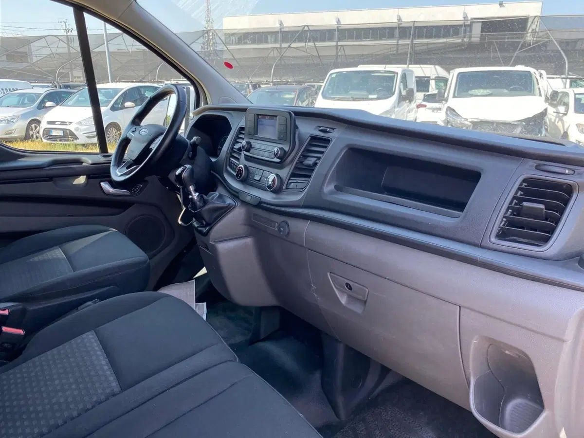 Ford Transit Custom Furgone usata a Treviso (18)