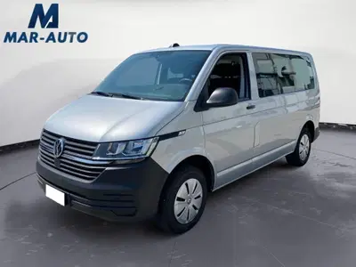 Volkswagen Veicoli Commerciali T6.1 Transporter 30 2.0 tdi 110cv kombi Business p.c. del 2024 usata a Castelfranco Veneto