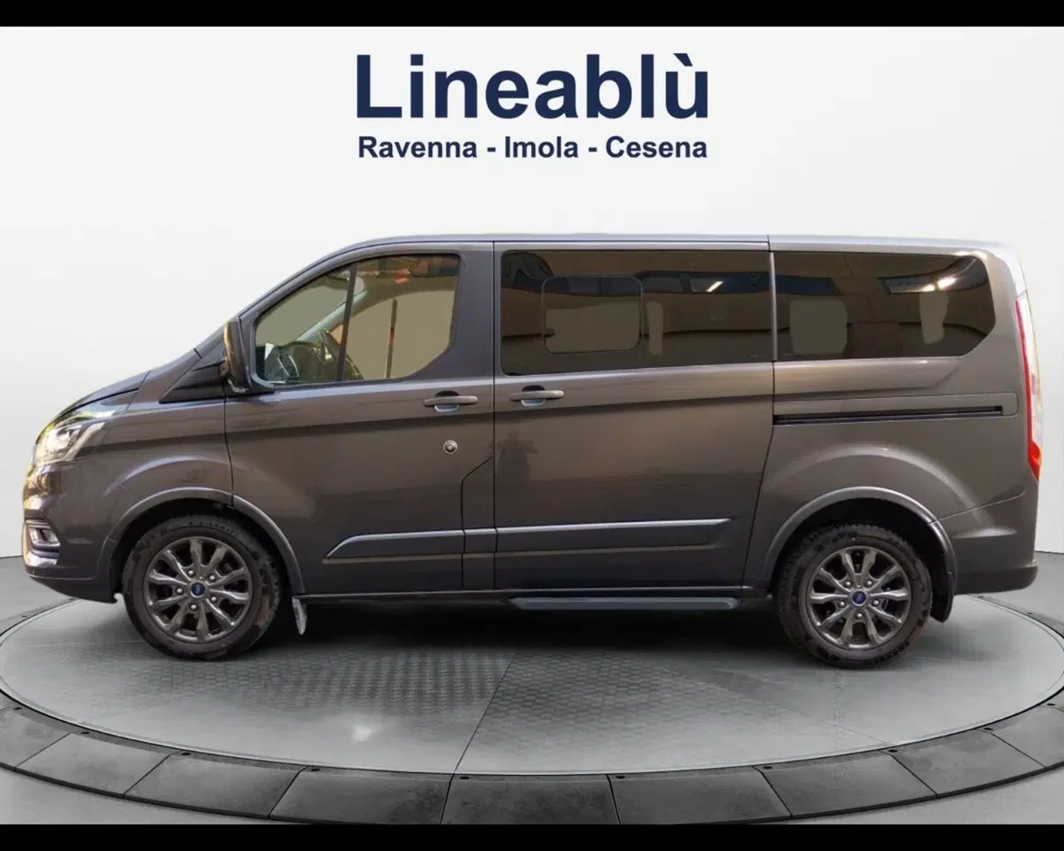 Ford Tourneo Custom usata a Ravenna (2)